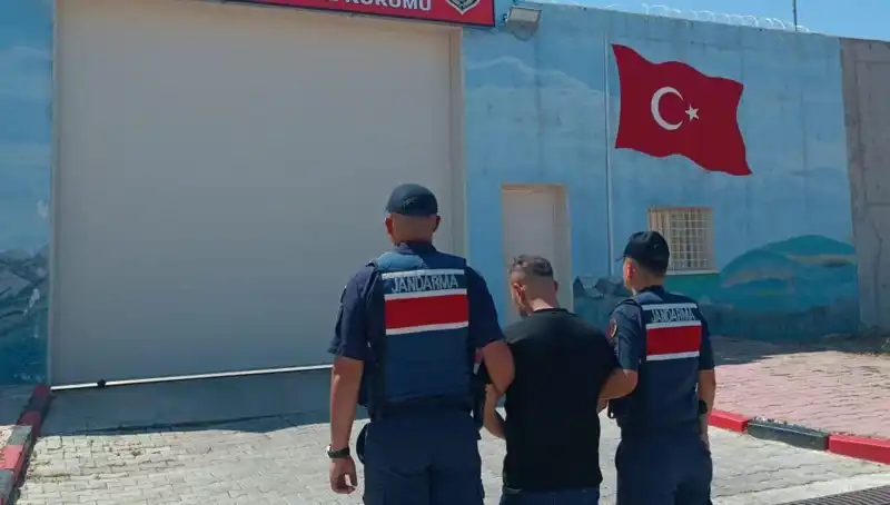 Afyon'da Farklı Suçlardan Aranan 9 Kişi Ele Geçirildi!