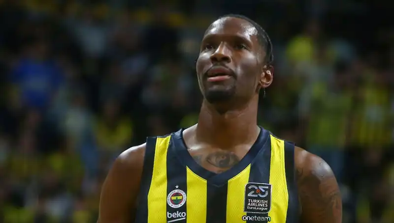 Nigel Hayes-Davis'in Yeni Takımı: Basketbol Kariyerinde Yeni Bir Sayfa Açıyor