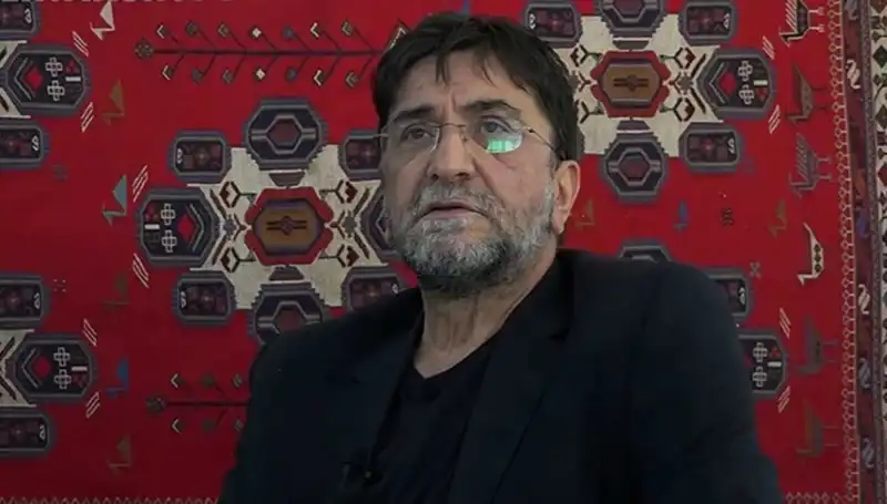 Nihat Genç Vefat Etti: Medya Dünyası Bir Değerini Daha Kaybetti