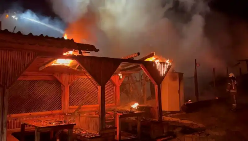 Şile’de Altı Gözleme Restoranı Korkunç Yangında Vatan Otu!