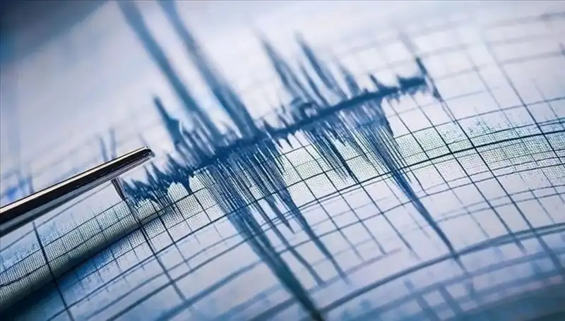 Ege'de Şaşırtan Gelişme: 3.3 Büyüklüğünde Deprem Gerçekleşti