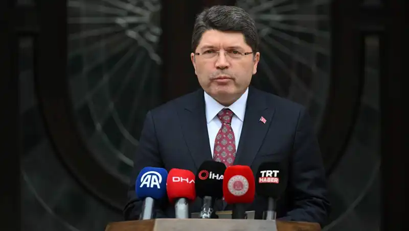 İmralı Heyeti Adalet Bakanı Tunç ile Neden Görüşecek?