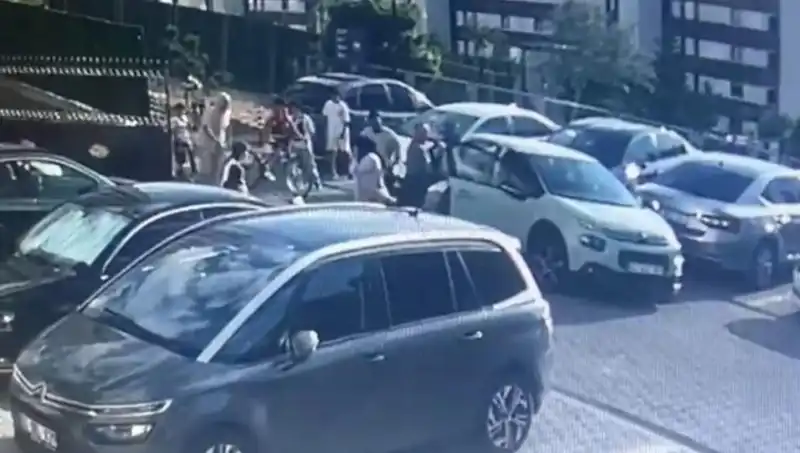 Eşi ve Yakınlarını Araba ile Ezdi, Olayın Perde Arkası Şok Edici!