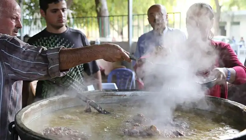 Gadir-i Hum Bayramı: Bayramın Anlamı ve Kutlama Gelenekleri Neler?