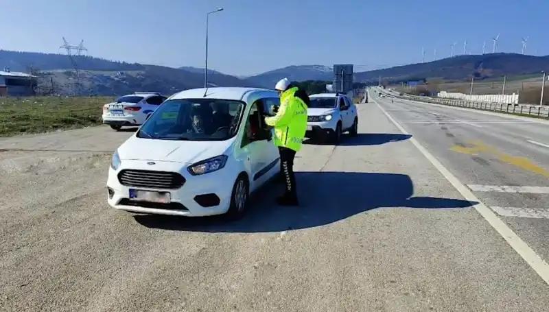 Son Bir Haftada Yarım Milyon Sürücüye Ceza: Trafik İhlalleri Alarm Veriyor