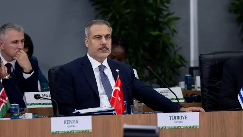 Bakan Fidan’dan BRICS Zirvesi’nde Kritik Yapay Zeka Uyarısı: Tedbirler Alınmalı!