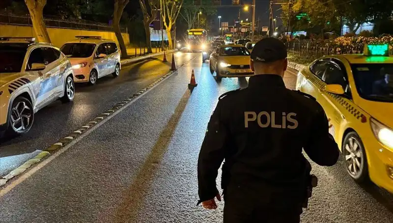 İstanbul'daki "Huzur İstanbul" Uygulamasında 1011 Gözaltı Vakası!
