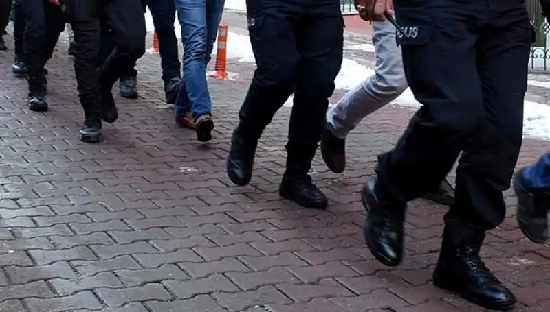 MİT ve Emniyetten FETÖ Operasyonu: Gözaltına Alınanlar ve Detaylar