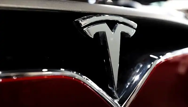 Tesla'da Fırtına: Ucuz Model Tartışması ve FSD Beklentileri Büyüyor