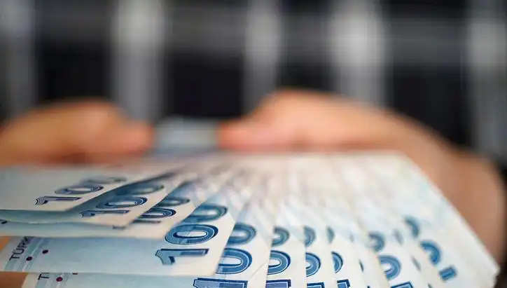 Emekli Promosyon Kampanyaları 2025: Bankalar Yarışıyor!