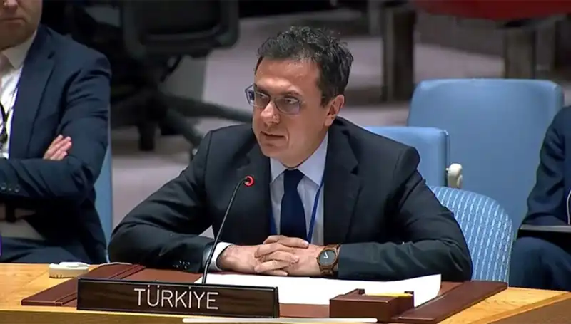 İsrail'in Suriye’deki Hava Saldırılarına Son Vermesi Gerekiyor