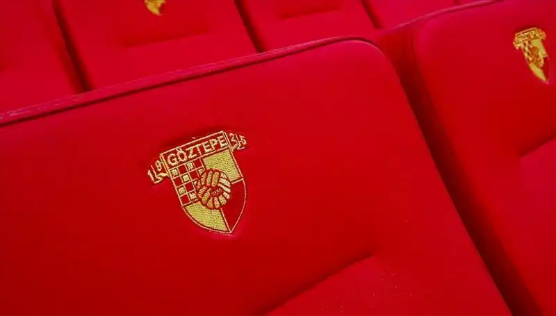 Göztepe, Transferde Sürpriz İsim: Junior Olaitan ile El Sıkıştı!